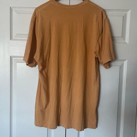 Hufflepuff Tee - Picture 2 of 4